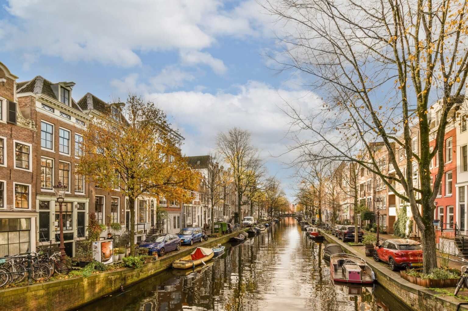 Top 10 Things to Do in Amsterdam | Amserdam canal cruise