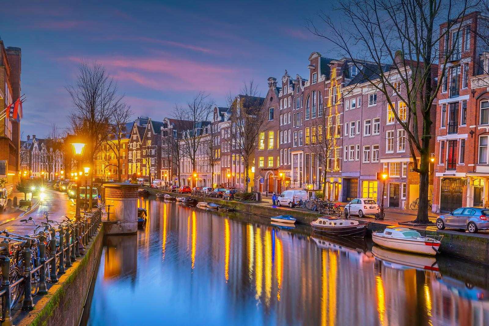 Amsterdam Dinner Cruise - Tickets & Prices, Menu, Duration and more!