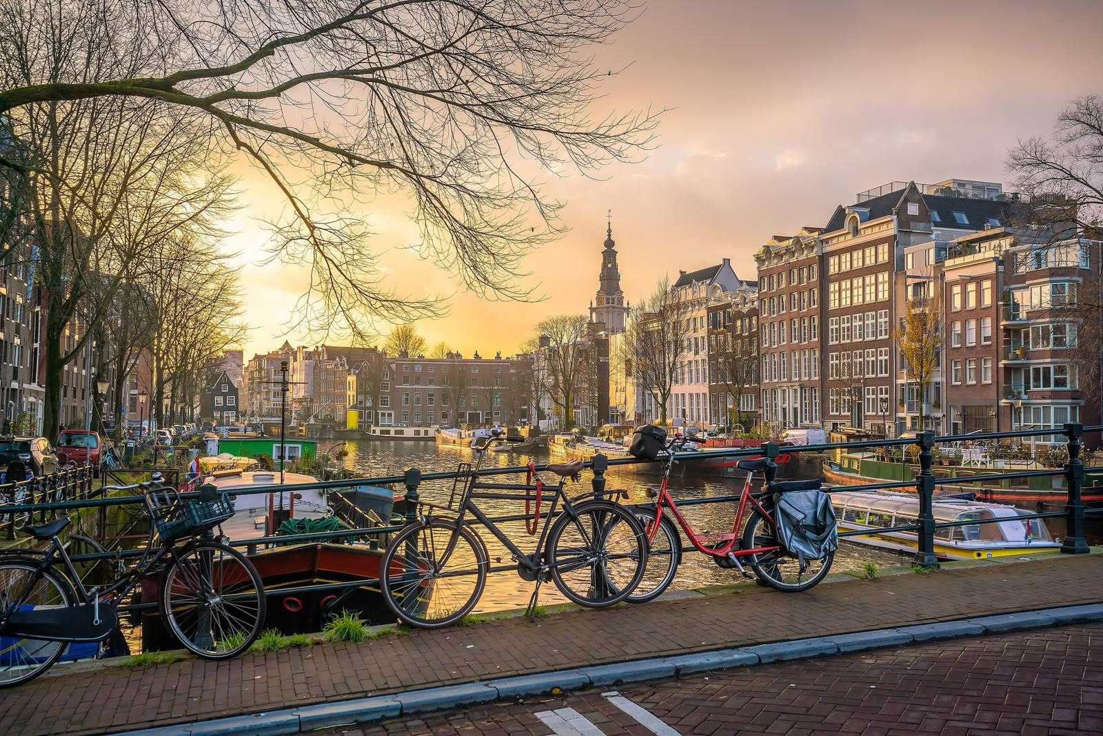 Keizersgracht - The Canal you have to visit in Amsterdam